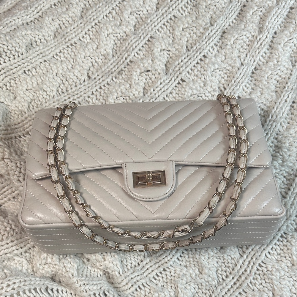Quilted Chain Shoulder Bag - Cream